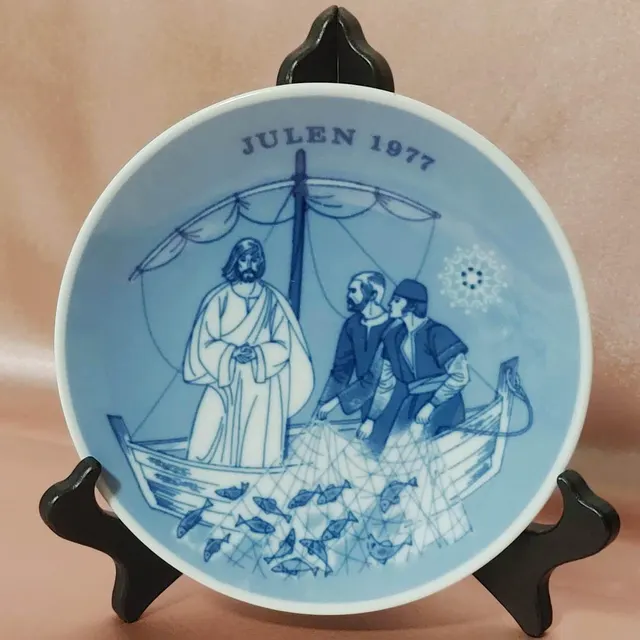 1977 Norway Christmas Plate